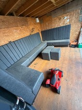 Restaurant takeaway bench - restaurant,