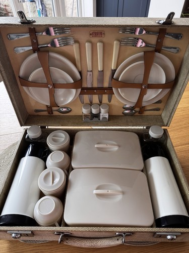 Vintage sirram person picnic - vintage,