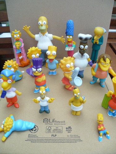 Simpsons figures bundle - simpsons,