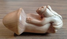 A VINTAGE BOXWOOD 'SHUNGA