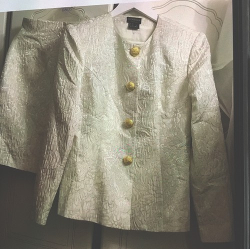 Collage simon ellis ivory gold - simon,