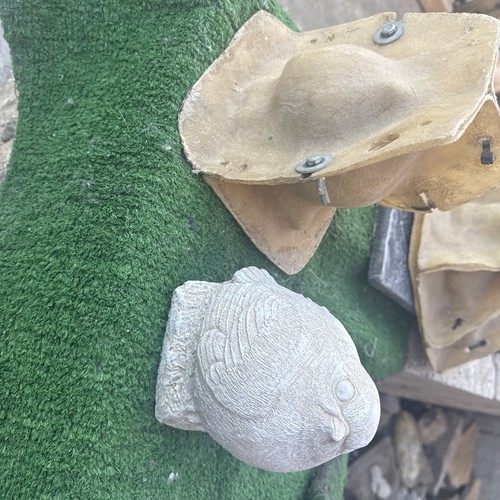 Latex and fiberglass mould - and,
