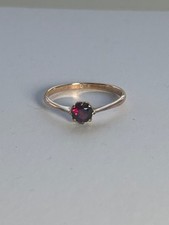 Antique 9ct red - garnet, ring