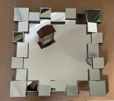 Accent Mirror / 3D Mosaic Wall