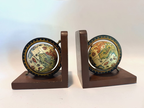 Pair spinning old world - spinning,