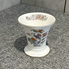 WEDGWOOD VINTAGE BONE CHINA