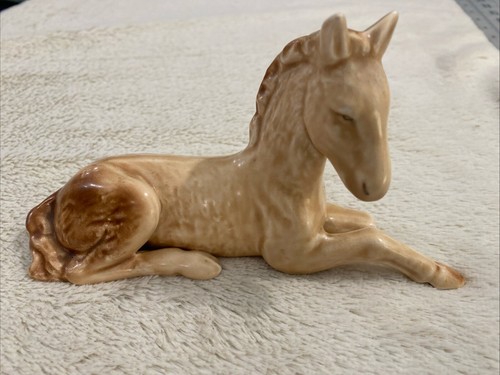 Vintage sylvac horse lying - vintage,