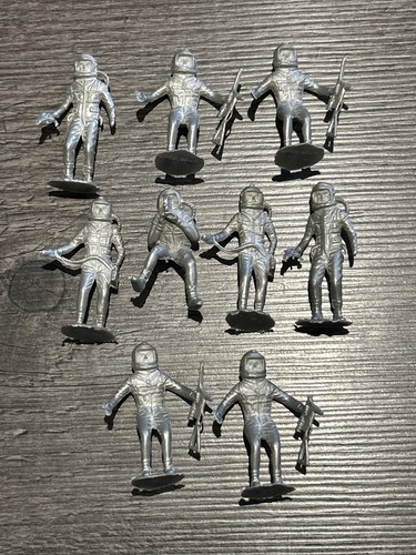 Toy soldiers silver spacemen - silver, x