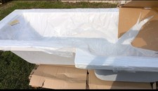 P Shape Bath. Brand new (see desc) 1700mm long. 