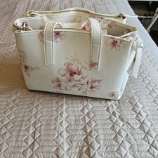 Debenhams Womens Bag Cream Pink Floral Pockets zip