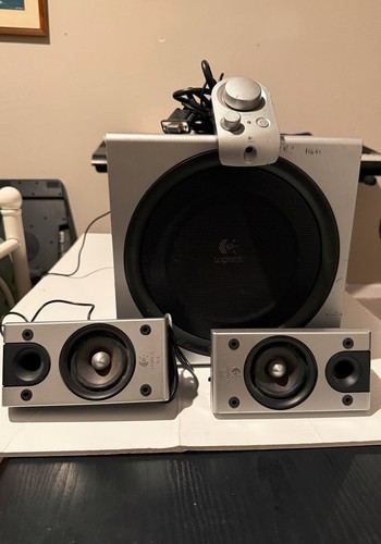 Logitech 2300 speaker system - speaker,