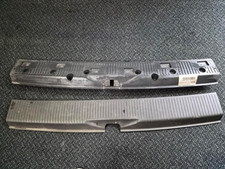  VW T5 CARAVELLE CALIFORNIA REAR FLOOR THRESHOLD TRIM 7H5864585A 7H5863459B