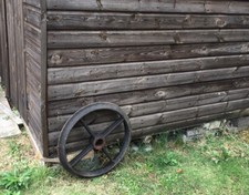 Wheel Shepherds Hut Cast Iron