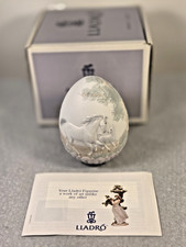 Vintage Lladro 1995 Bisque Egg