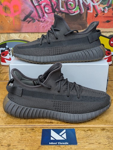 Adidas yeezy boost - adidas, v2