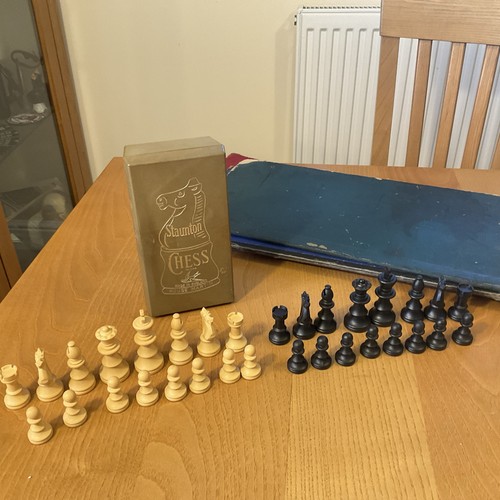 Staunton vintage chess - vintage,