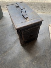 VINTAGE MILITARY ARMY METAL