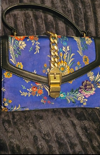 Beautiful blue gold chain - chain, box