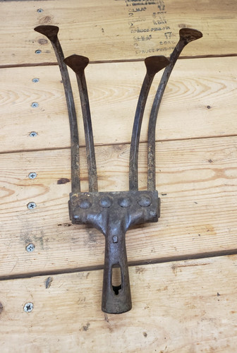 Vintage tine farm - vintage, 4-tine