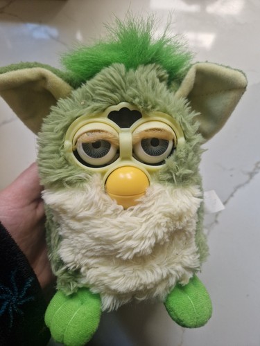Green furby frog - green,