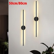 2X Battery Operated LED Wall