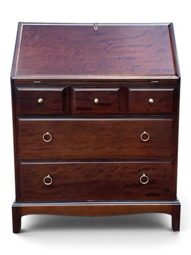 Stag minstrel bureau - minstrel,