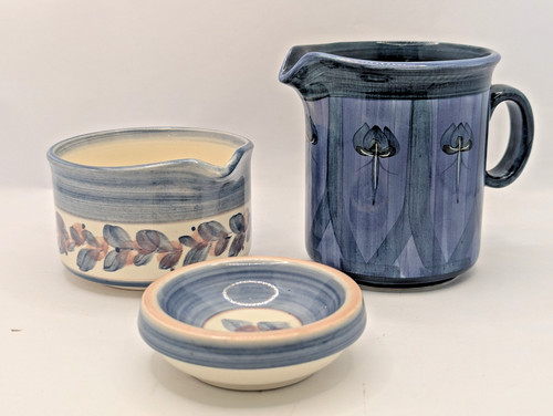 Vintage jersey pottery blue - pottery,