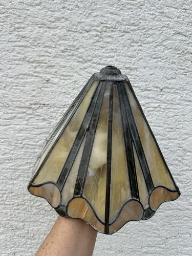 Tiffany style lampshade lamp - style,