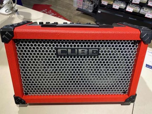 Roland cube street - street, stereo