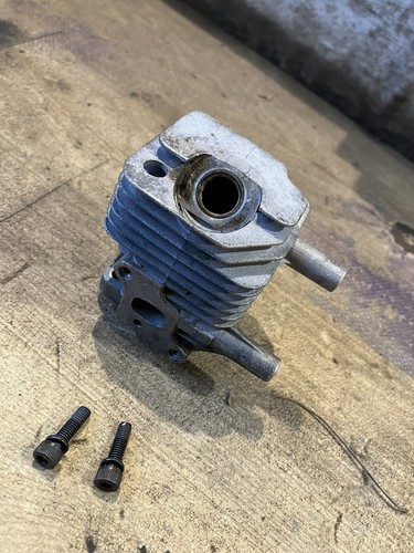 Cylinder head from - from, tanaka