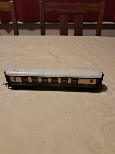 Hornby pullman coach - oo, gauge