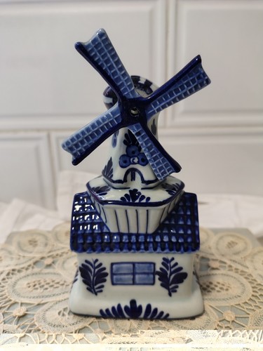 Vintage handpainted delft - vintage,