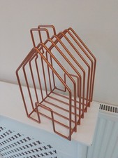 HOUSE SHAPED RECORD VINYL RACK