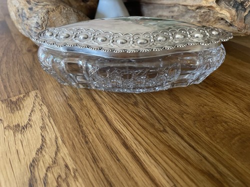Beautiful antique 1905 - beautiful,