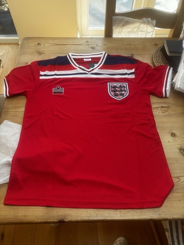 1982 england away shirt - england,