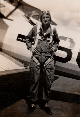 Wwii pilot photo flight suit - wwii,