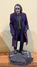 Hot Toys DX32 Joker 1/6 Scale