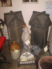 2 GEORGIAN-EARLY VICTORIAN ESTATE GATE POSTS, SANDSTONE, ARCHITECTURAL SALVAGE