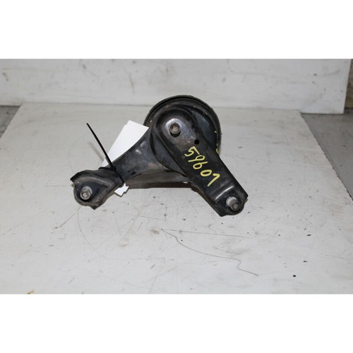 Engine mounting bracket lexus - bracket,