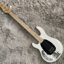 Ray Electric Bass Guitar