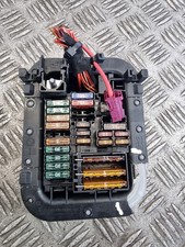 MERCEDES E220 ESTATE FUSEBOX