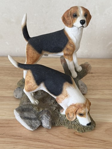 Sherratt simpson beagle - &,