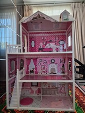 Sadie's Wooden Doll House kids girls indoors home Flat room pretend play toy fun