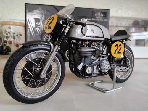 Minichamps motorcycle - 1/12,