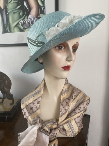 Pale turquoise vintage straw - turquoise,