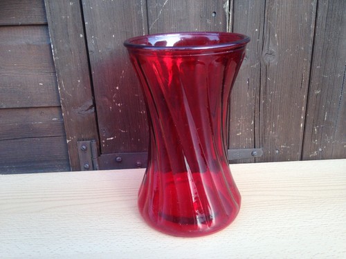 Vintage swirl nigella glass - vintage,
