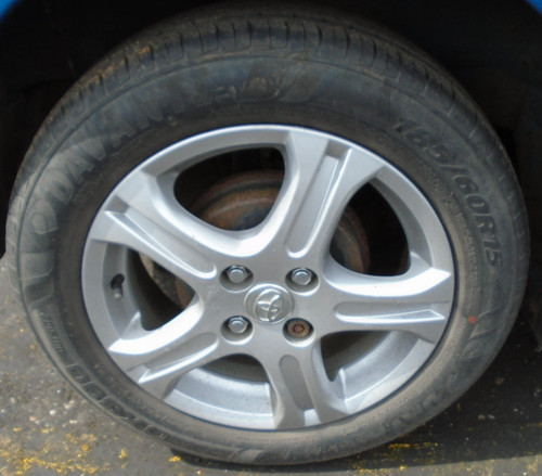 Toyota yaris mk2 5dr 1x - 10, 1.3