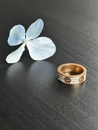 Cartier love ring diamond - love,