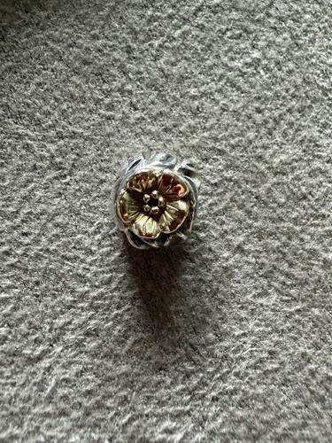 Trollbeads rare retired flower - retired,