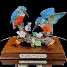Leonardo Kingfishers Figurine on Wood Base Bird Sculpture- Damaged flower